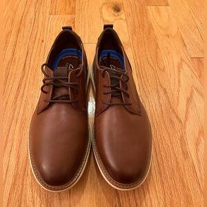 Clarks Men's Brown Leather Dress Shoes